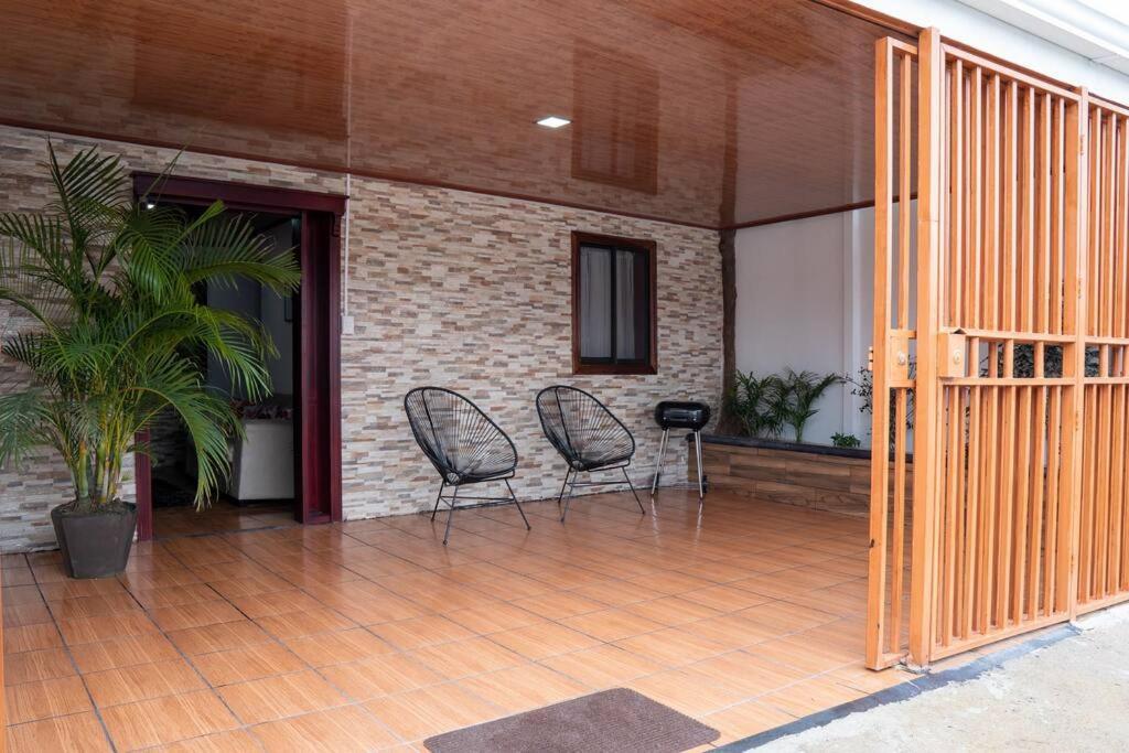 Tony'S House Villa La Fortuna Exterior photo
